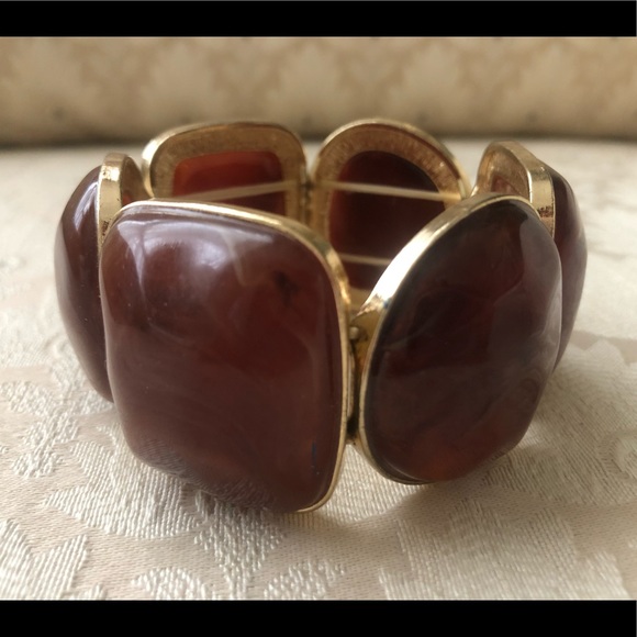 Brown and Gold Large Stone Bracelet - Picture 2 of 4